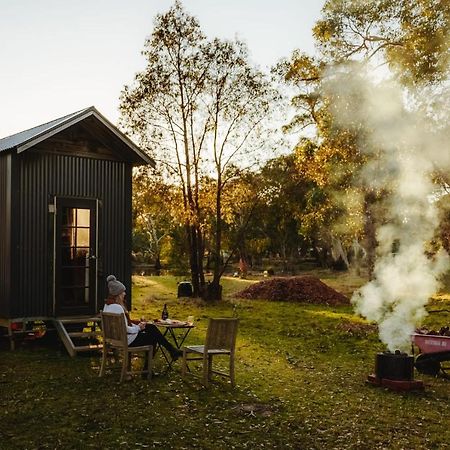 Ardingly Tiny House Villa Newham ภายนอก รูปภาพ